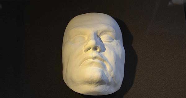 Luther death mask